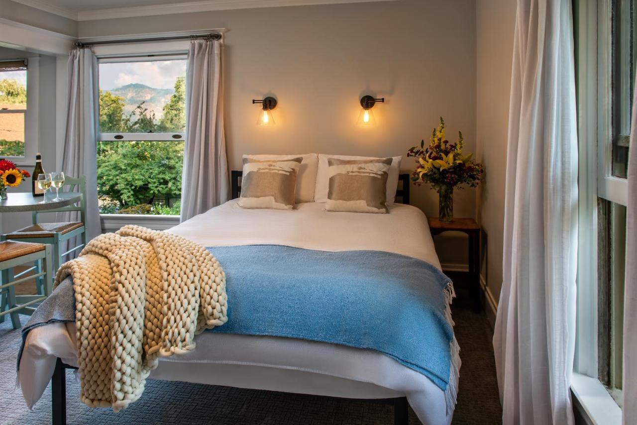 Inn At The Gorge ฮูดริเวอร์ ภายนอก รูปภาพ