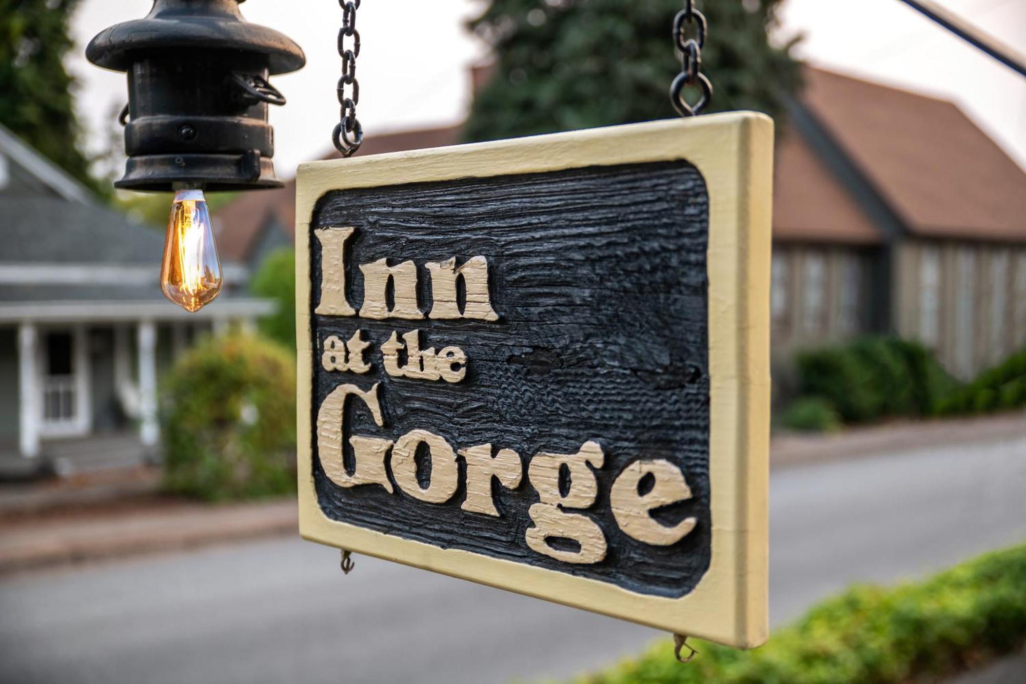 Inn At The Gorge ฮูดริเวอร์ ภายนอก รูปภาพ